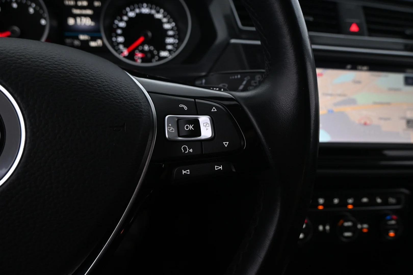 Car Image - 7l69kXpP6YWqr22azIRoBq