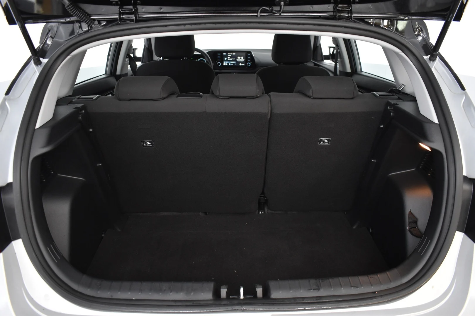 Car Image - 3ZR6OZQDHKlLXrIe598XJj