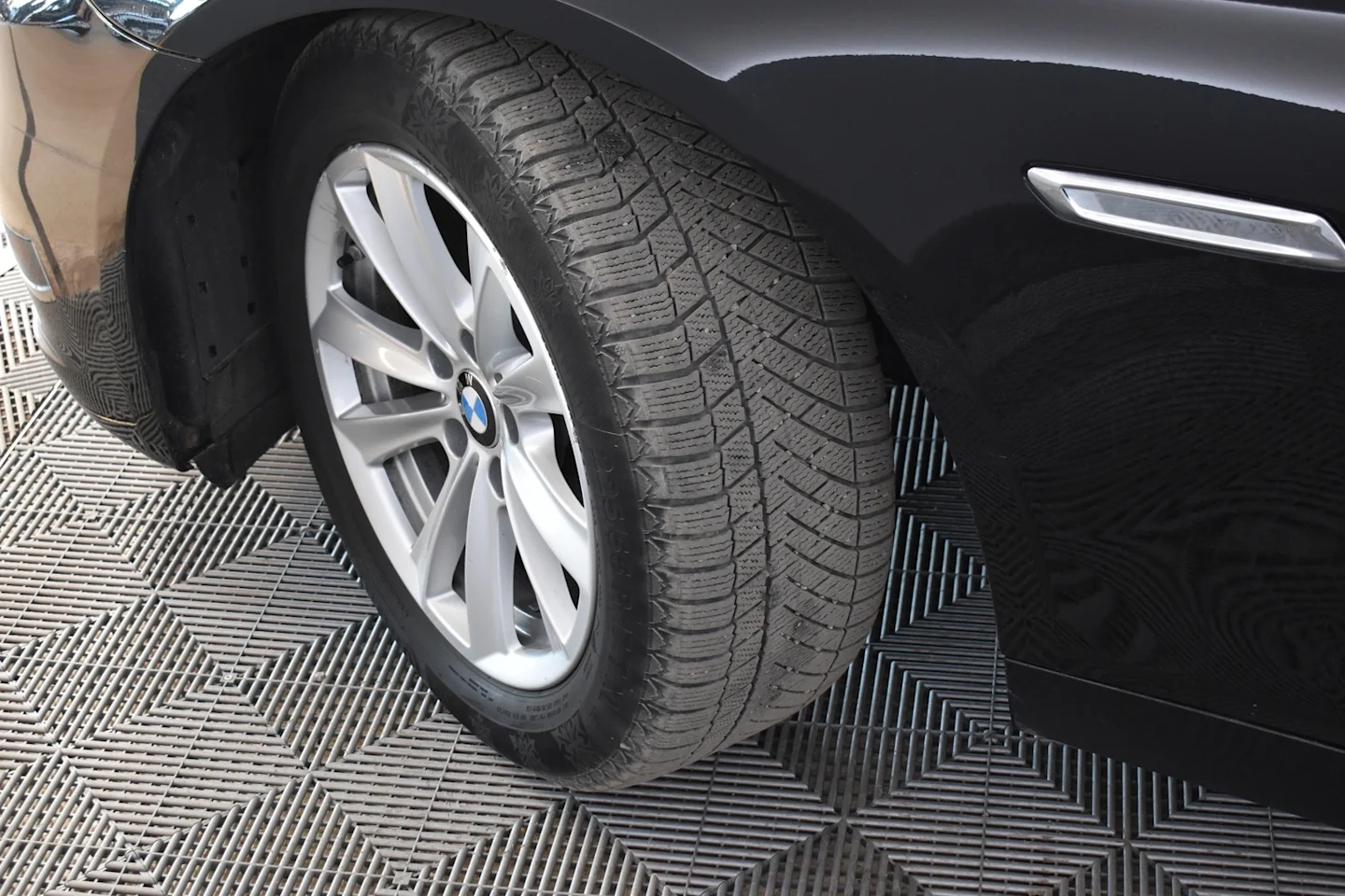 Car Image - 2CSWLuGJpfQDlxAVj6TGnY