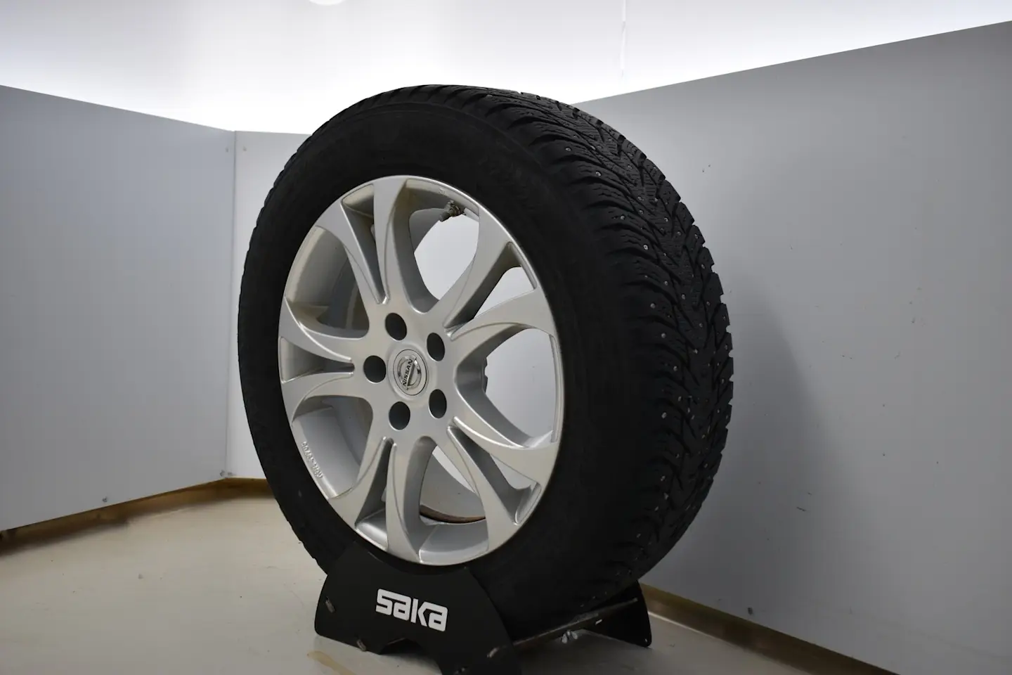 Car Image - 3GIb8z0Vmgap7Bqx1m8XQJ