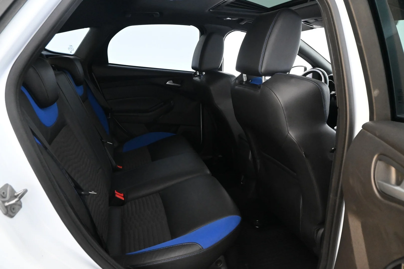 Car Image - 189ViS7W24WpHWYCJXnUsy