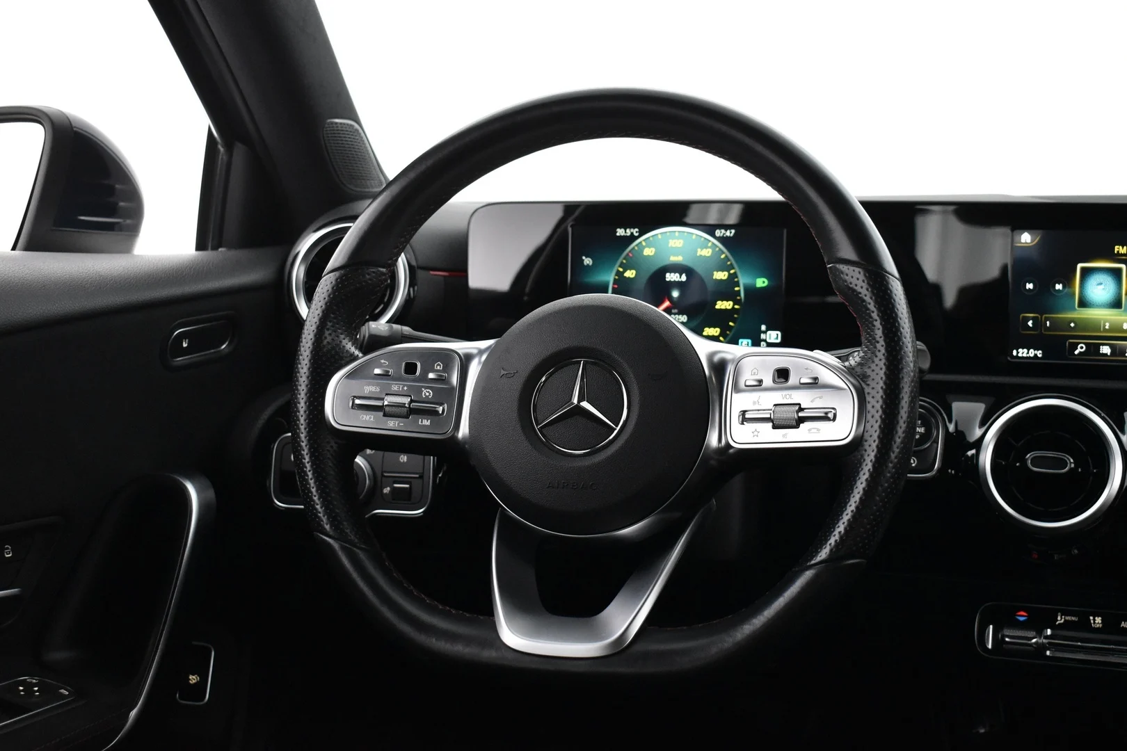 Car Image - h0vGwPMAtGXtpUC5ciJ4k