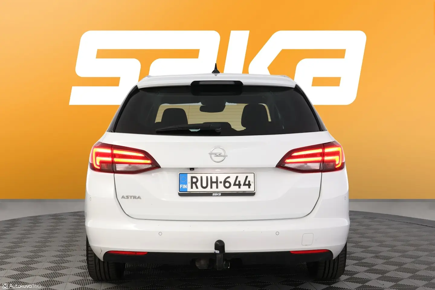Car Image - 4e2V9XNGk8qTuFoMZzAnIM