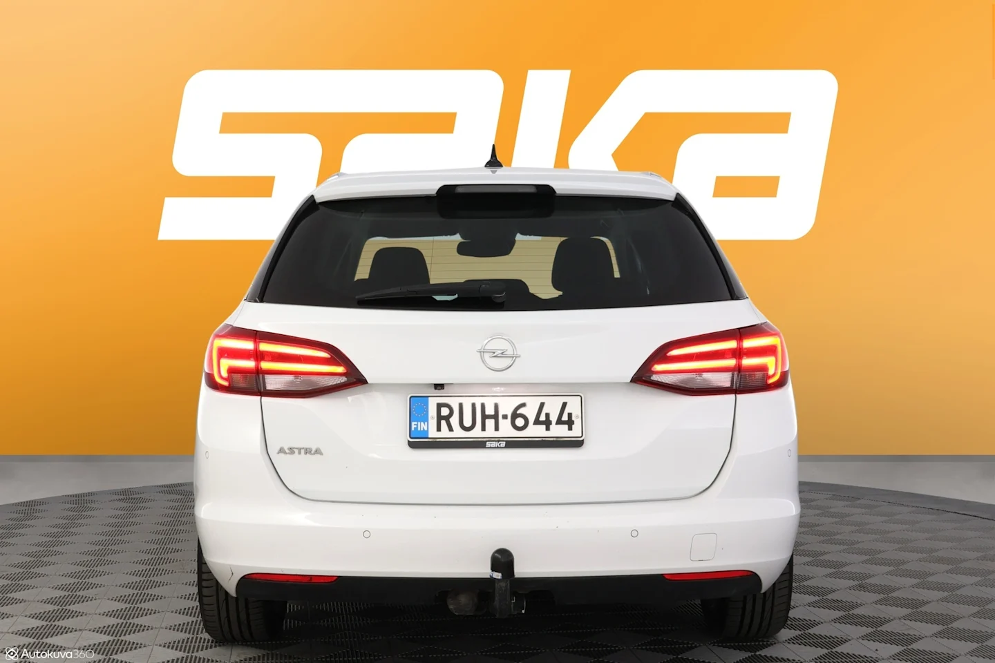 Car Image - 4e2V9XNGk8qTuFoMZzAnIM