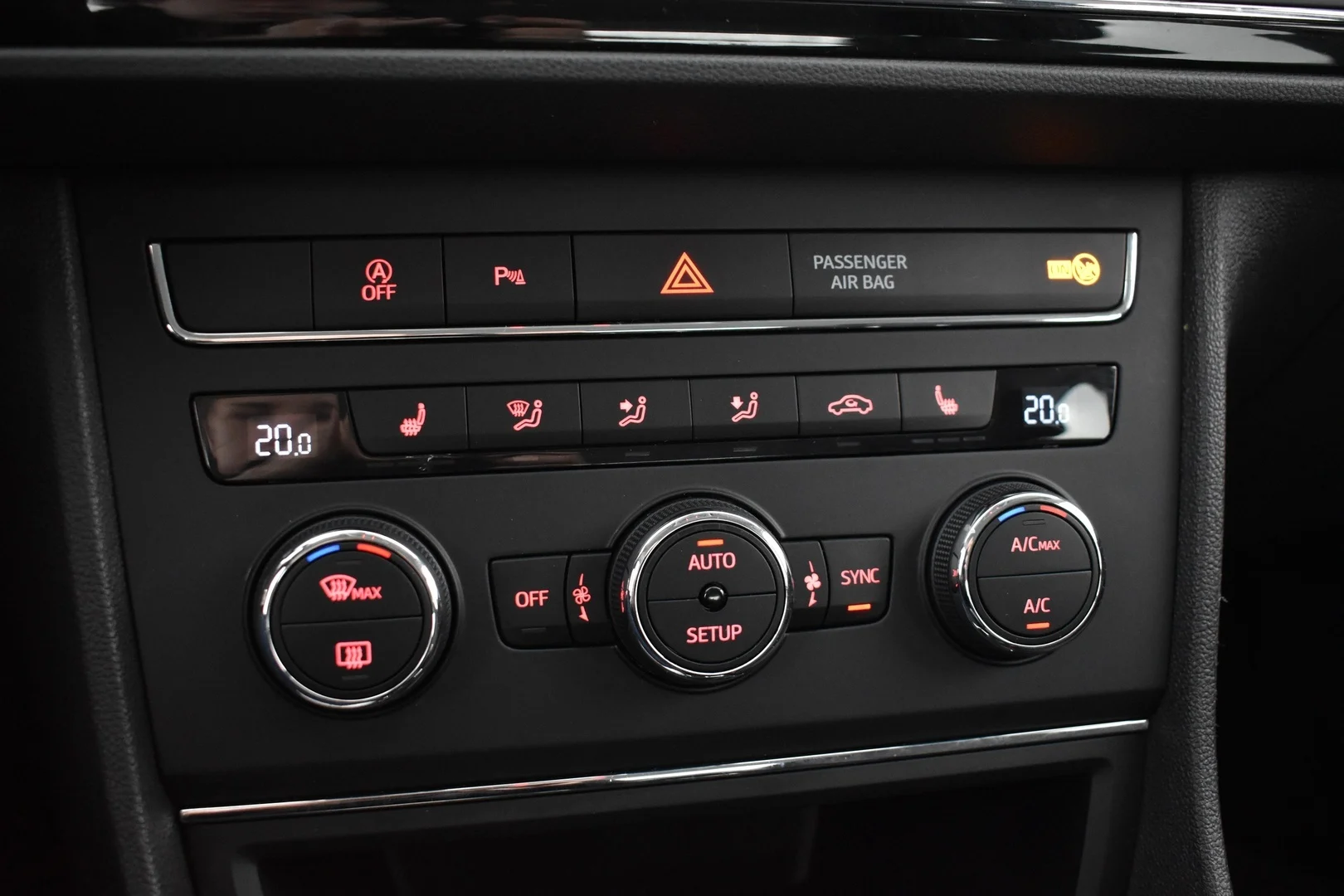 Car Image - 2DLf5hhepPJAsYHhngVFzY