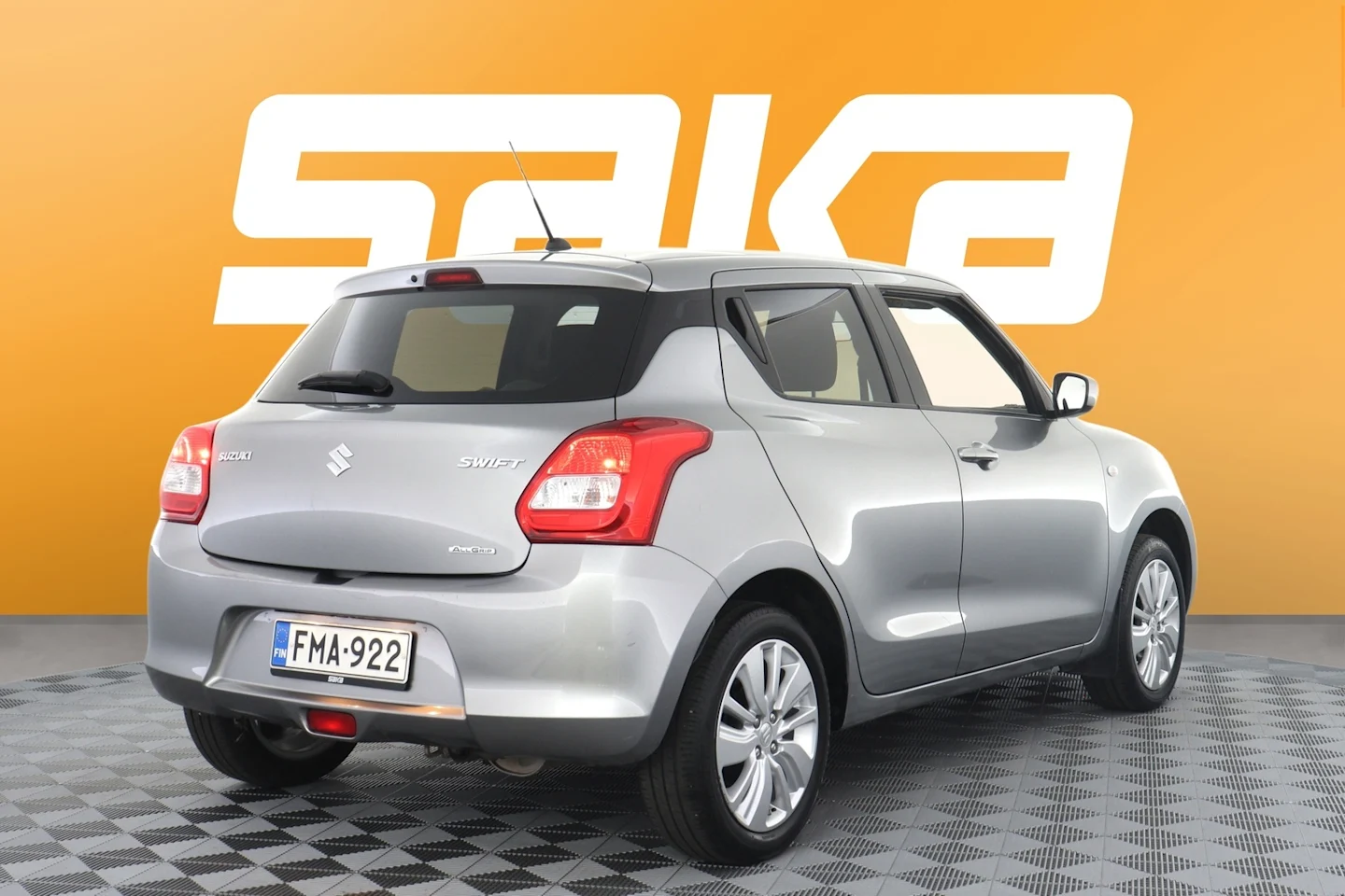 Car Image - 5wceKbxtxAlvyMLo2duot9