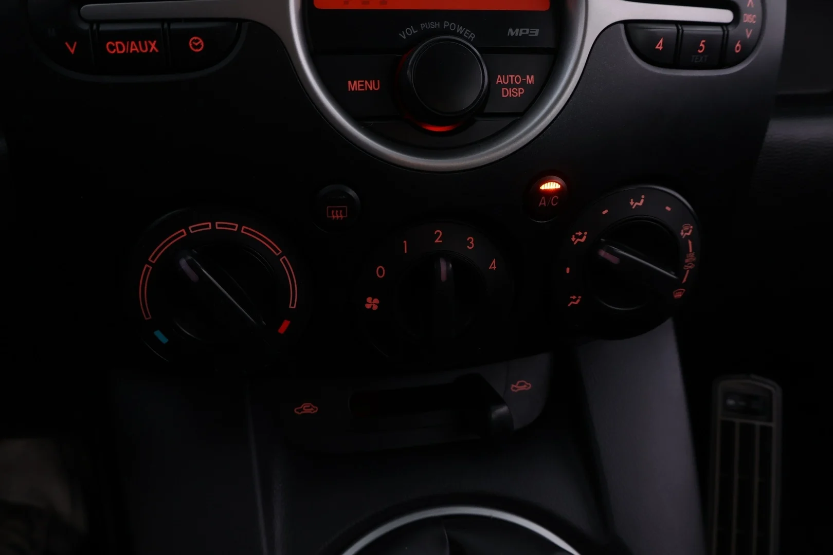 Car Image - 7EVpKj1yZwUN1eYrNr4uKQ