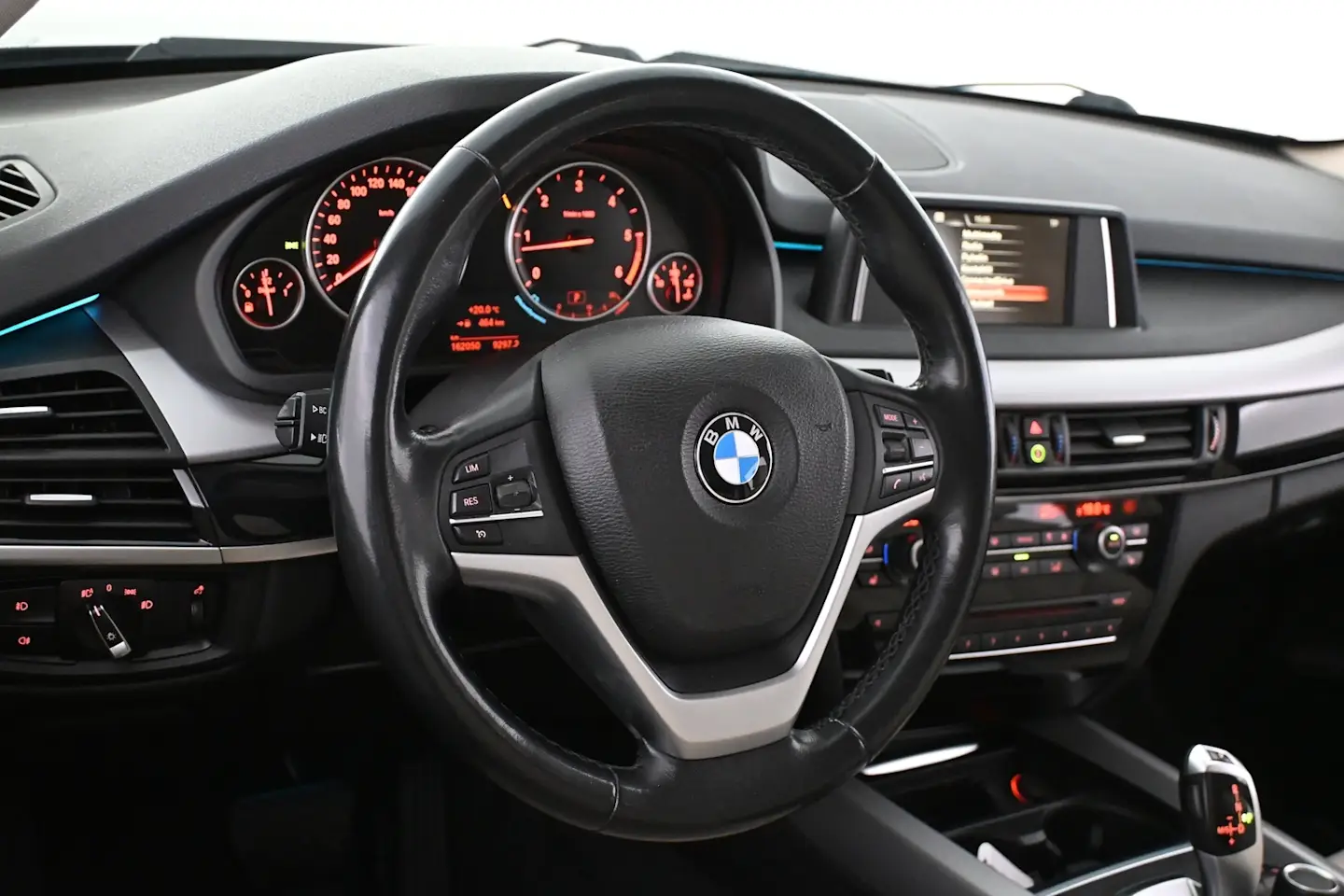 Car Image - 3BiXasRSgexiy3OvV16PDK
