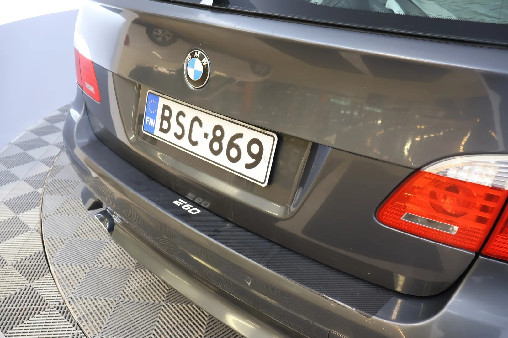 Car Image - 7MqUaeQJRyyNzQOngi8CGb