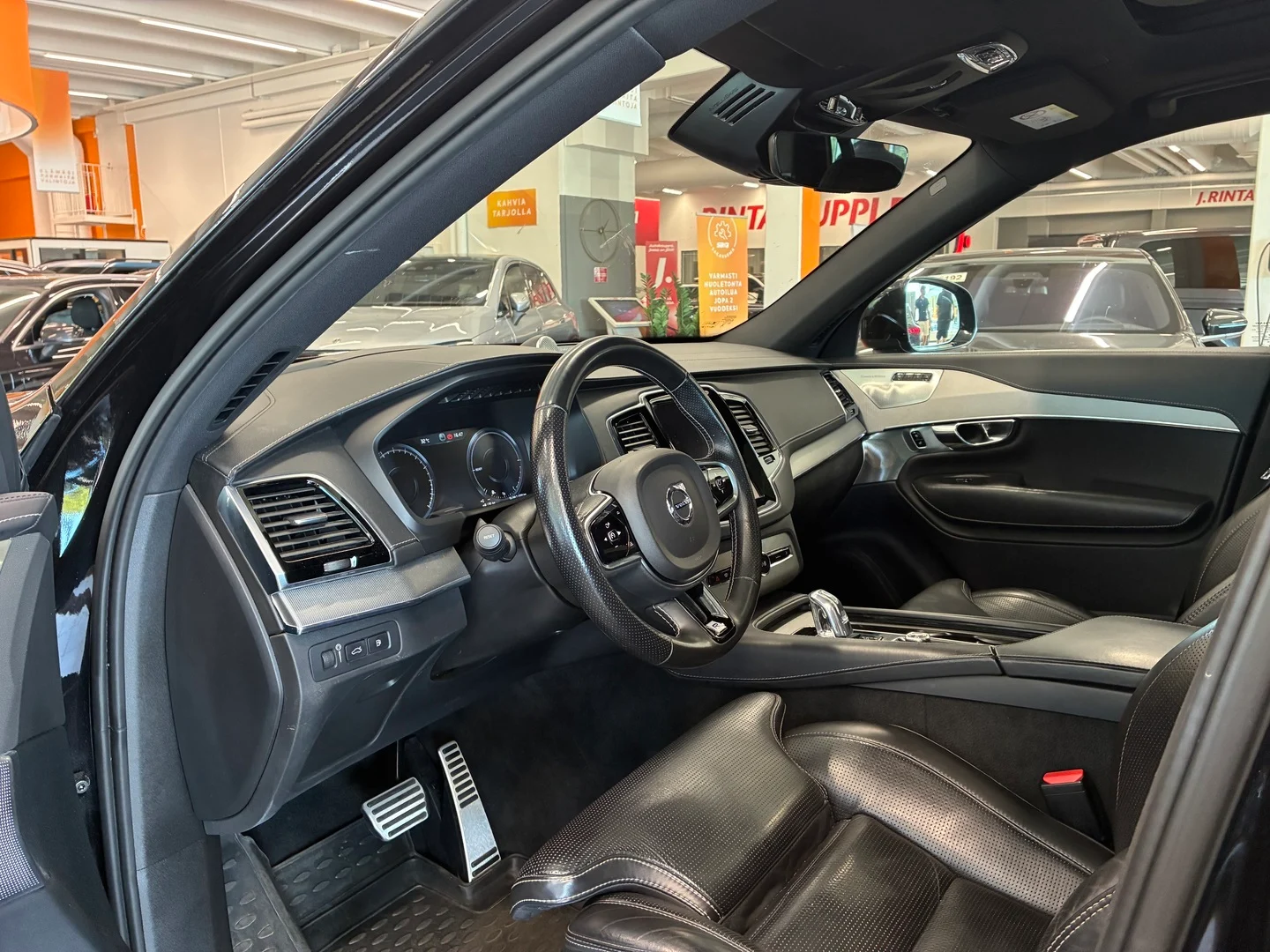 Car Image - 6KUSZTsxGh4bS5LZjSecUh