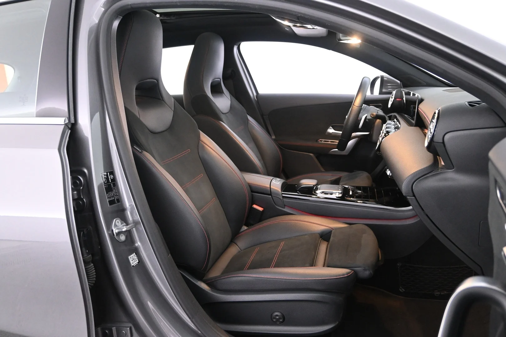 Car Image - 3eHrq5gWC5r8VoJ9orbplD