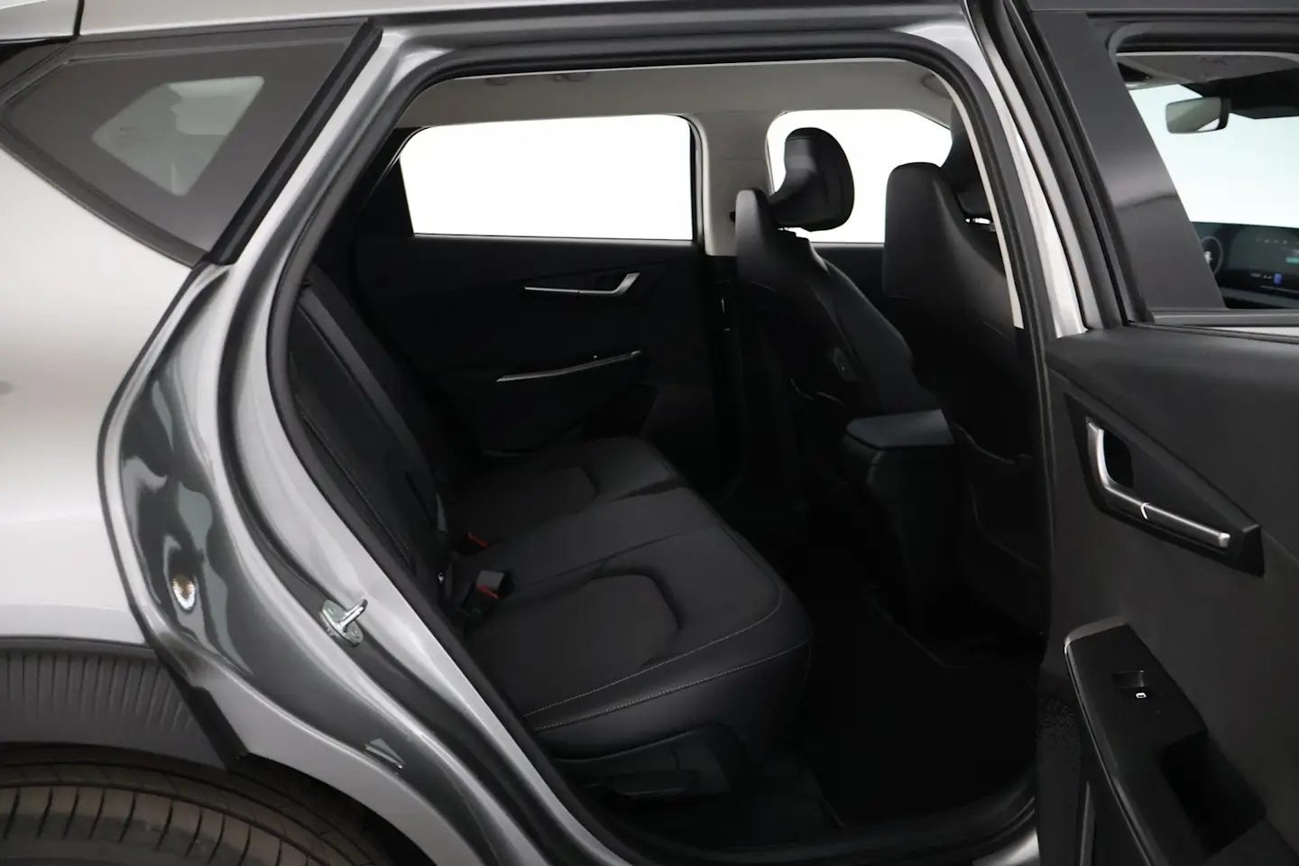 Car Image - 1oOWG2BpNyfSa6sK9XQMc1
