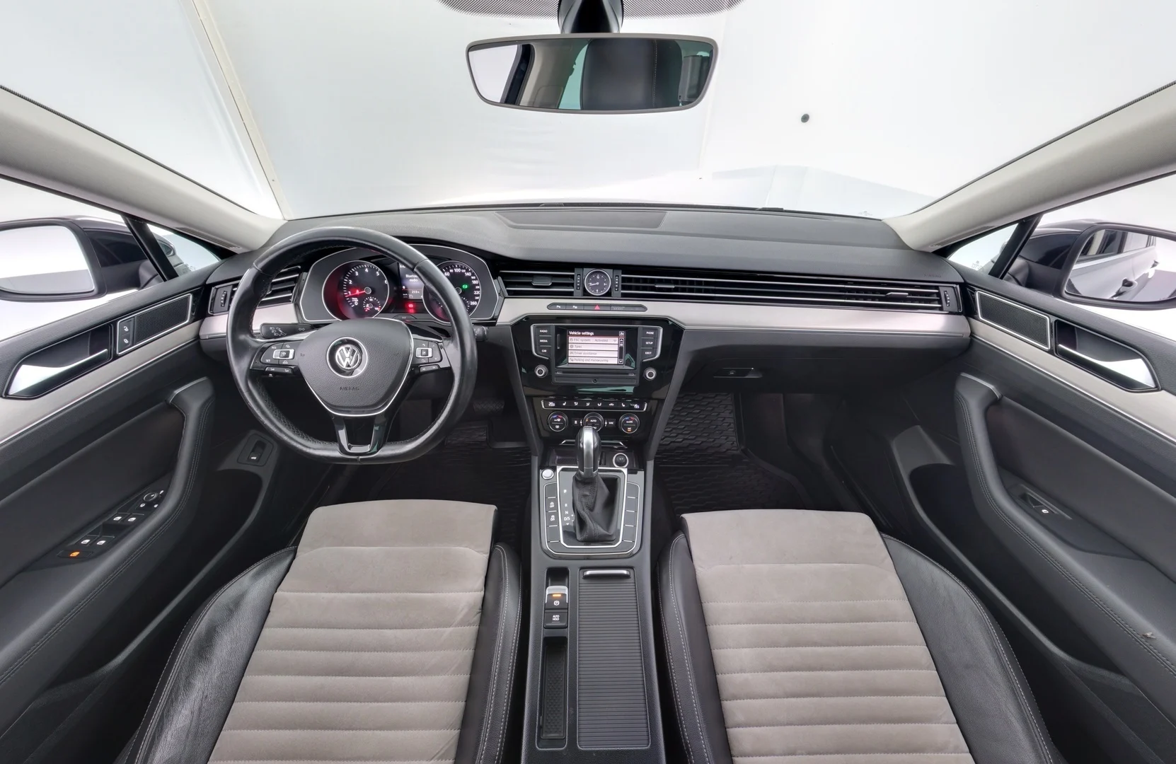 Car Image - 6MhTJwoUMS6uhFL42HT9AQ