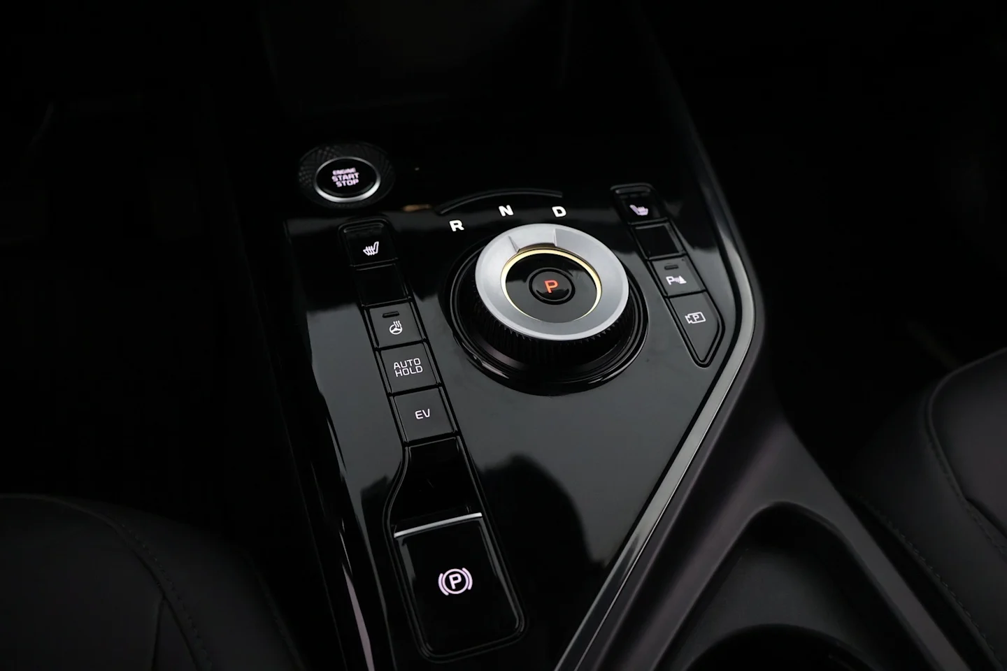 Car Image - 2QgLjPWQxruaf6wF6aLM5o