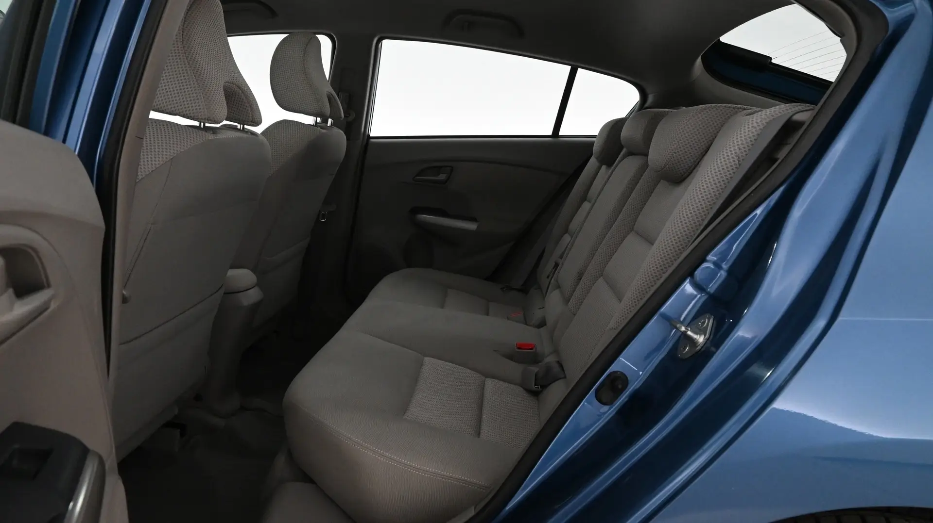 Car Image - vixXyQQcGJK9ligulhgPQ