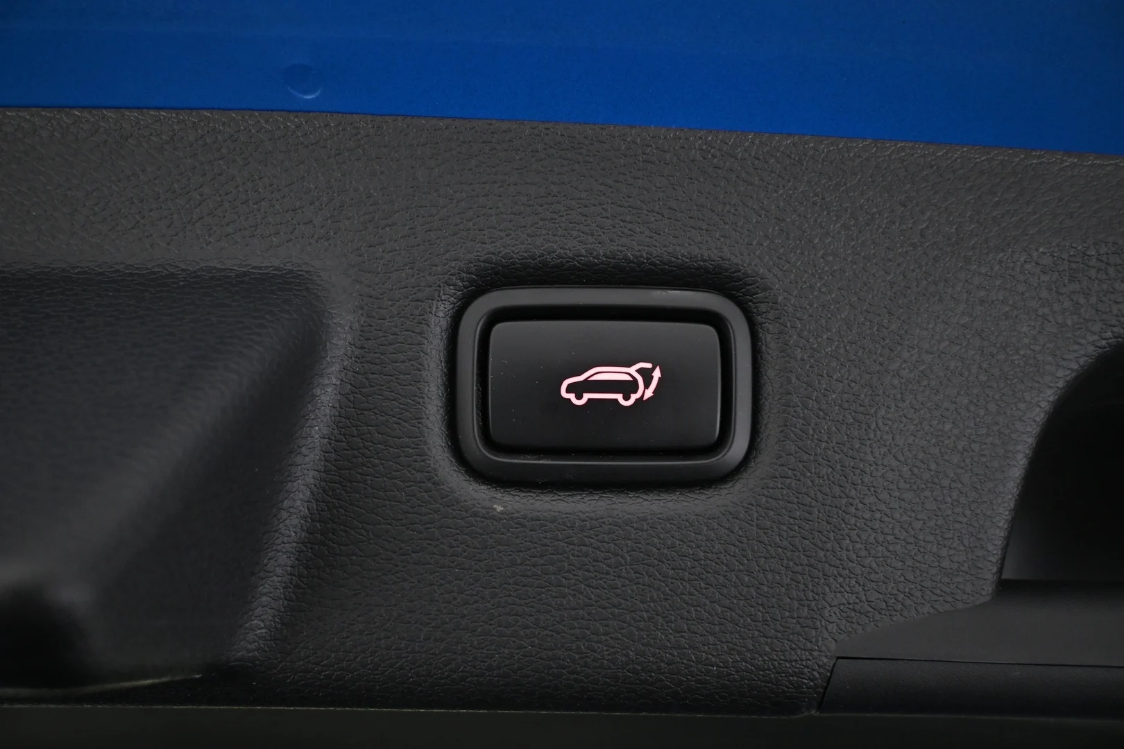Car Image - U2gKJUE4lW1JMDUw0ydKS