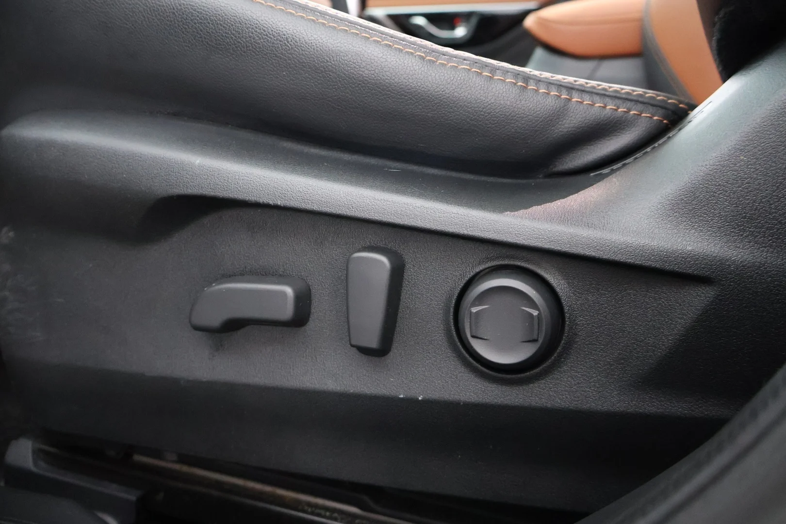 Car Image - 2GpuUWQvAbPdu5uzGXdhfI