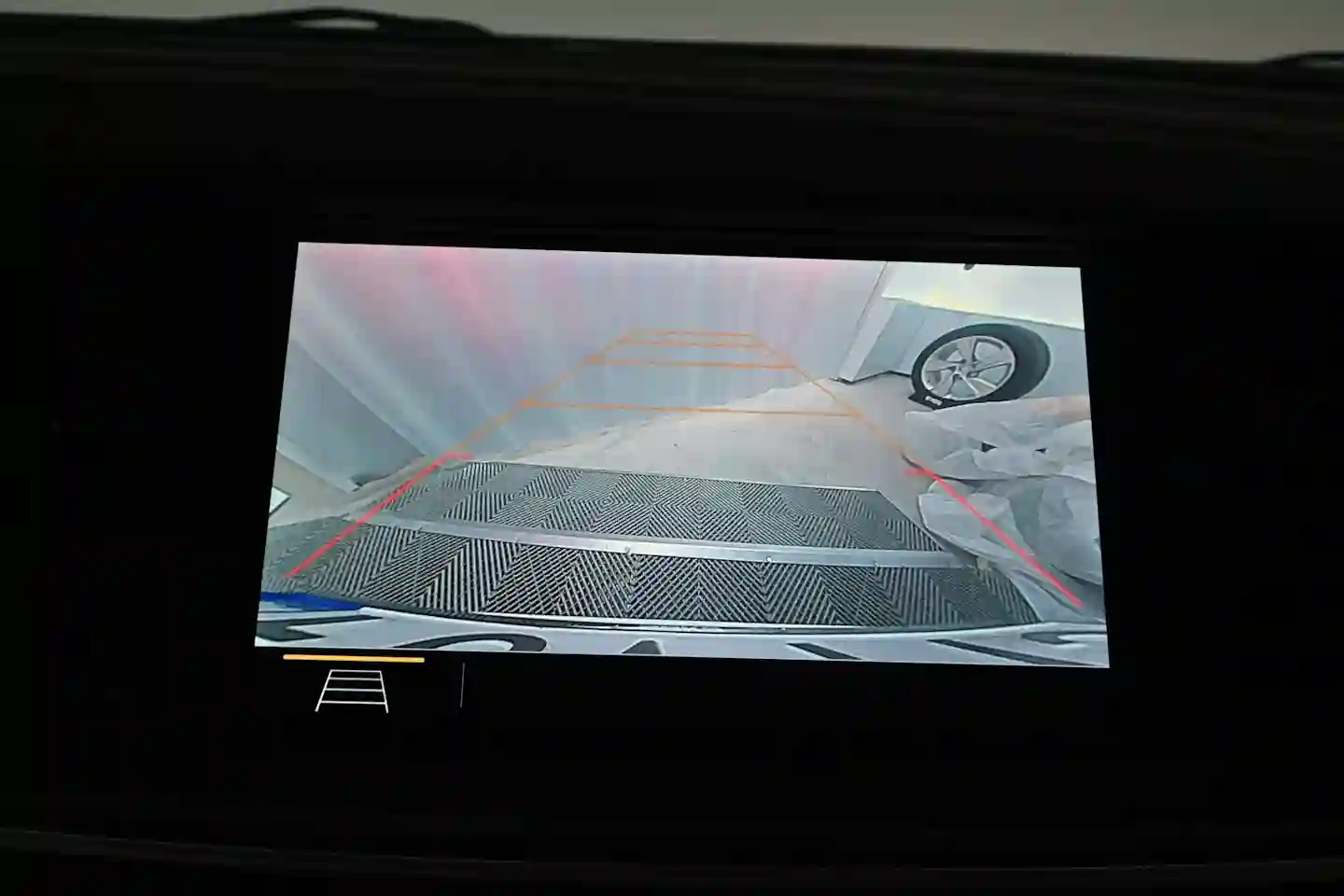 Car Image - 5xJFRu1VnTbVS2bw02nVx1