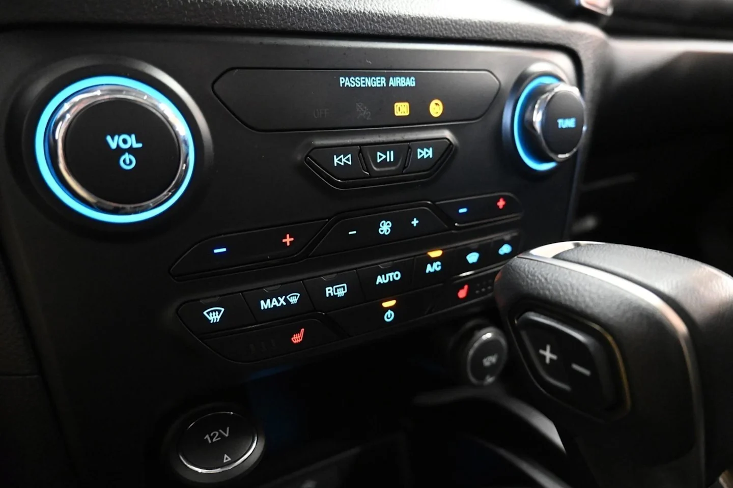 Car Image - 1koIBVT3GLvEi30ayObkL4