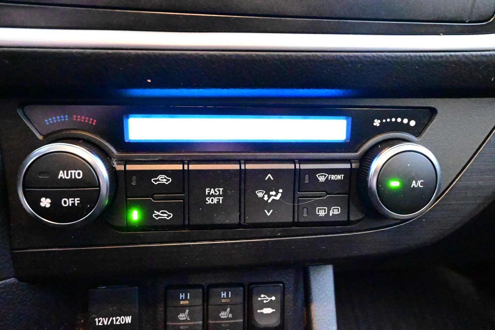 Car Image - 1FgCoj7BS8nRP833VPyLqE