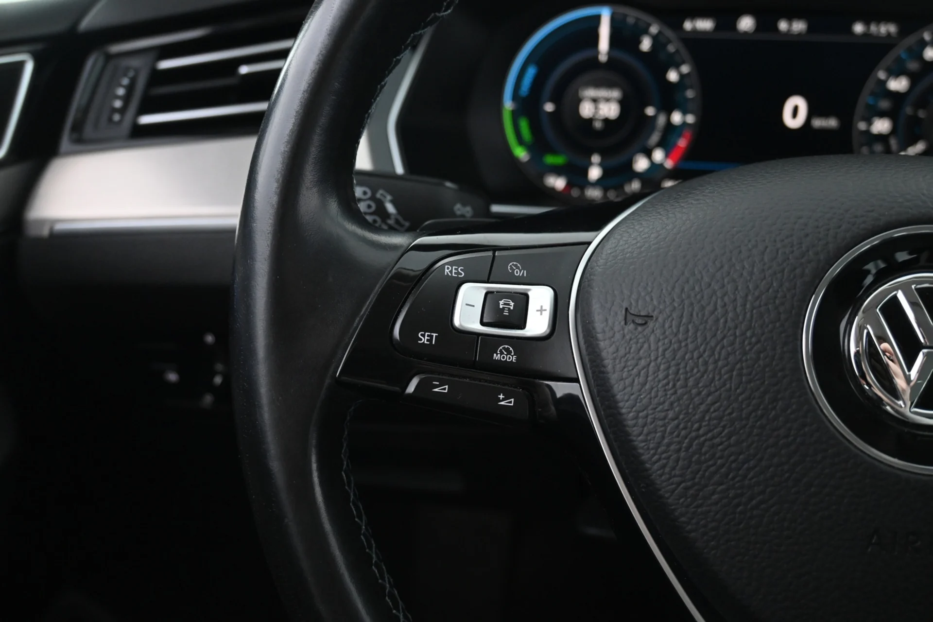 Car Image - 3Ah3UGmBVStEtdoyuvHG1u