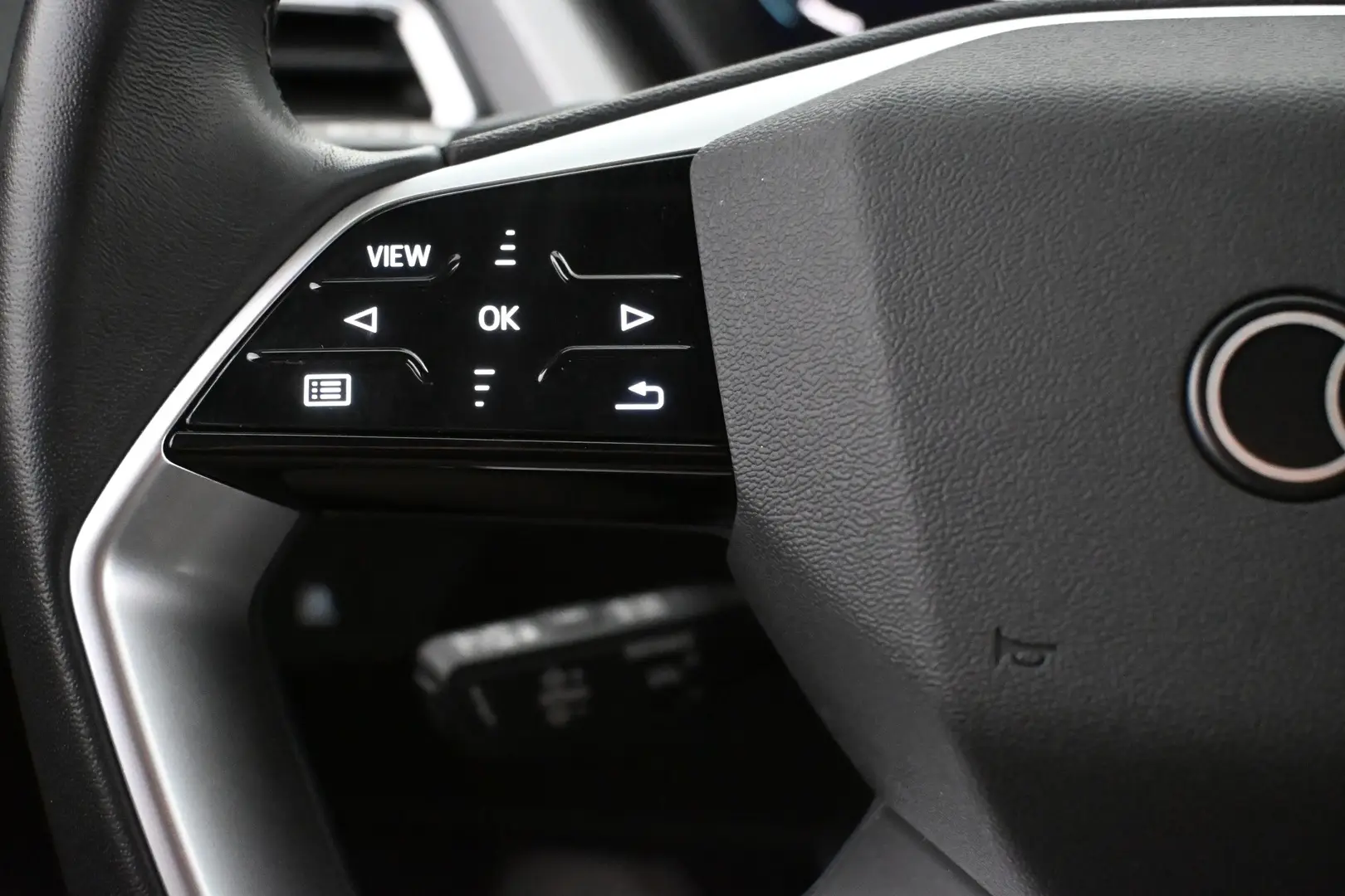 Car Image - 6MiWplxDs9qsCRSJSWO4o8