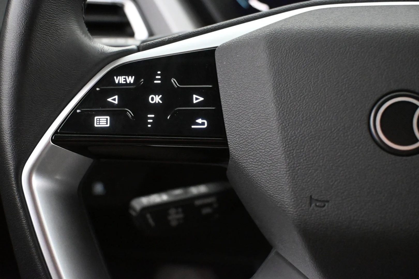 Car Image - 6MiWplxDs9qsCRSJSWO4o8