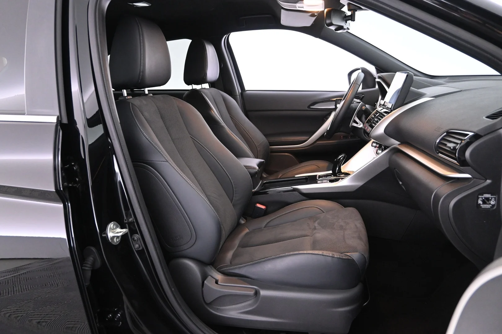 Car Image - 6tMOSA4nvMQUItwhXA5I0q