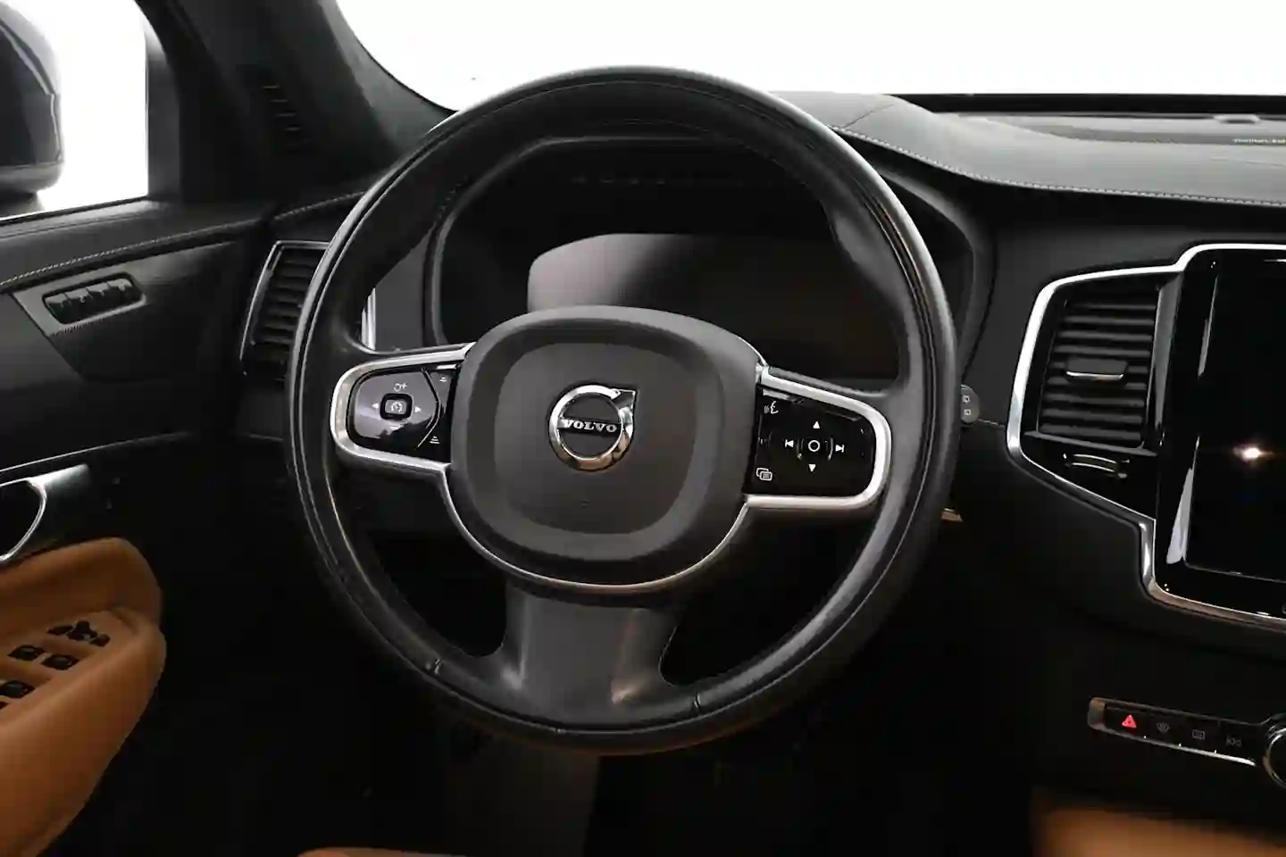 Car Image - 6XBDlkYzU5XSjPyHSQHMCu