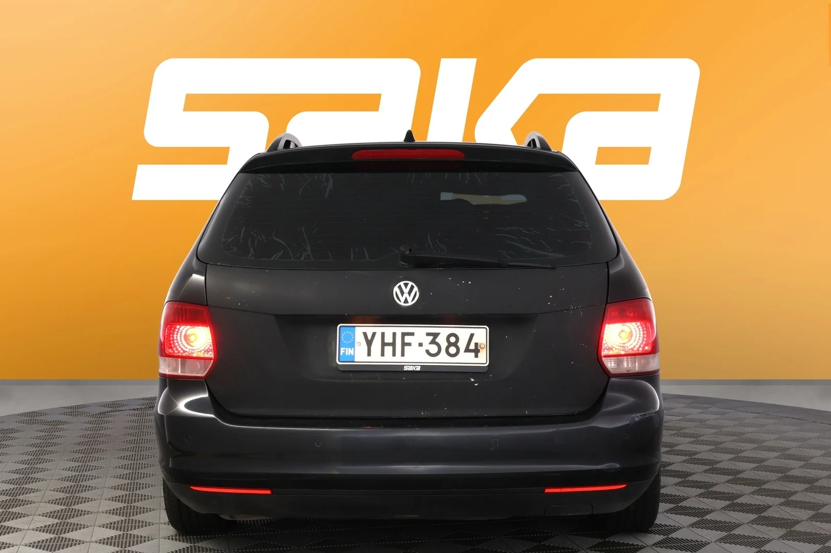 Car Image - iBewmbuWELdOikXTyJPPW
