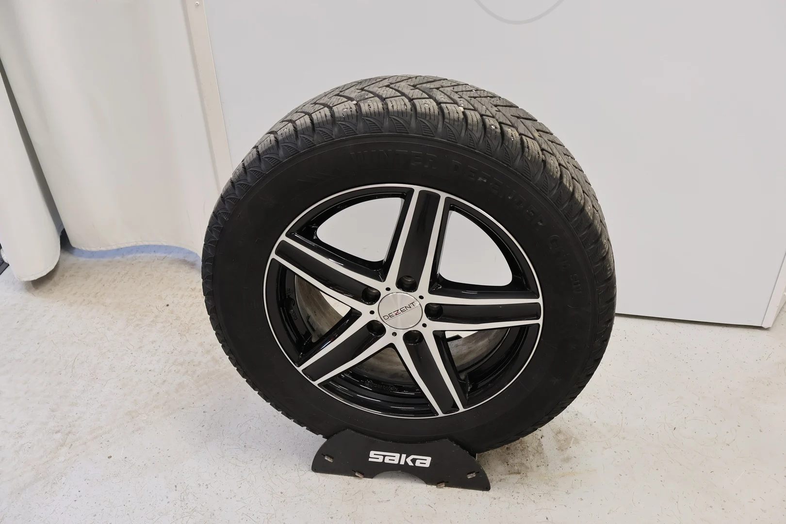 Car Image - GMXMpNsTc68rrD8BF1qOQ