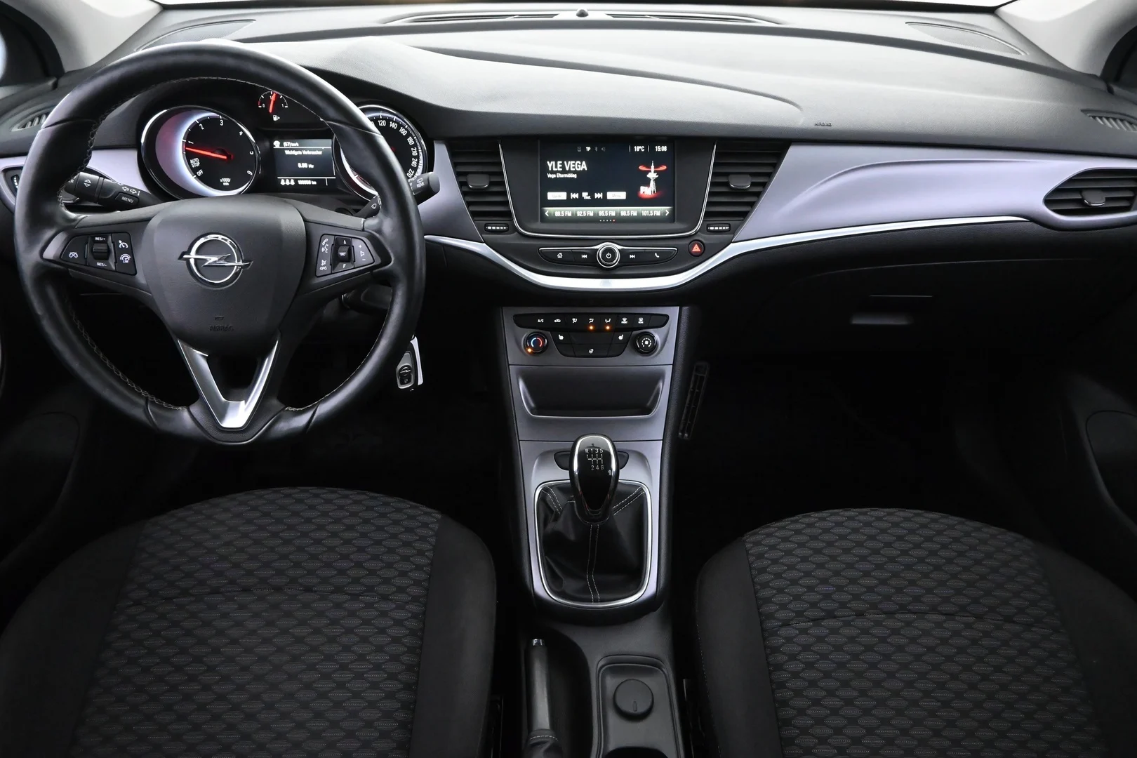Car Image - 6dGJgRxWQ2fjNzXgmXLiTv