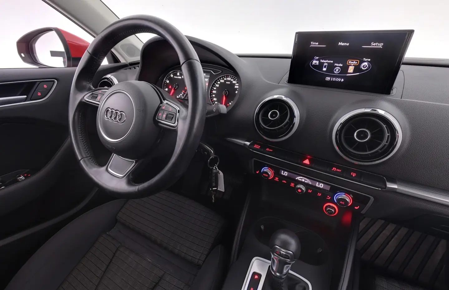 Car Image - 34mVSJTSLluSw5lxdEOEtU