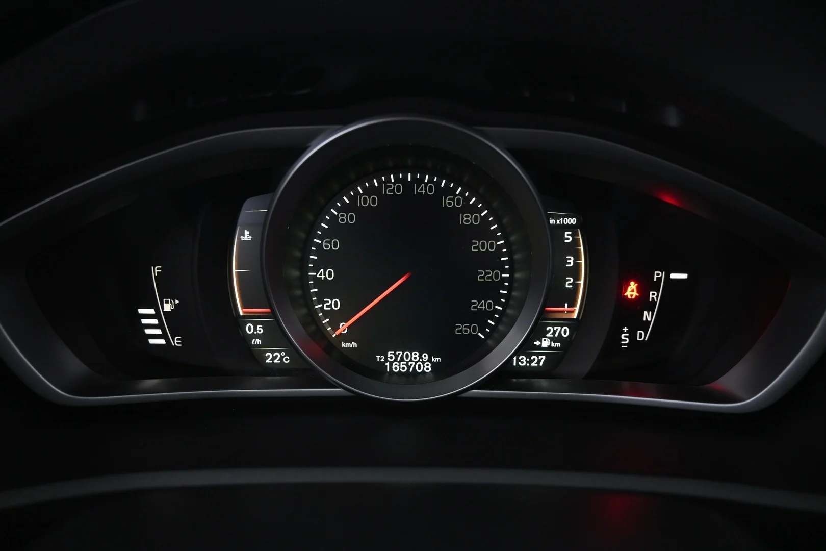 Car Image - 1QQvvZIaTRXdc9vurO8MhJ