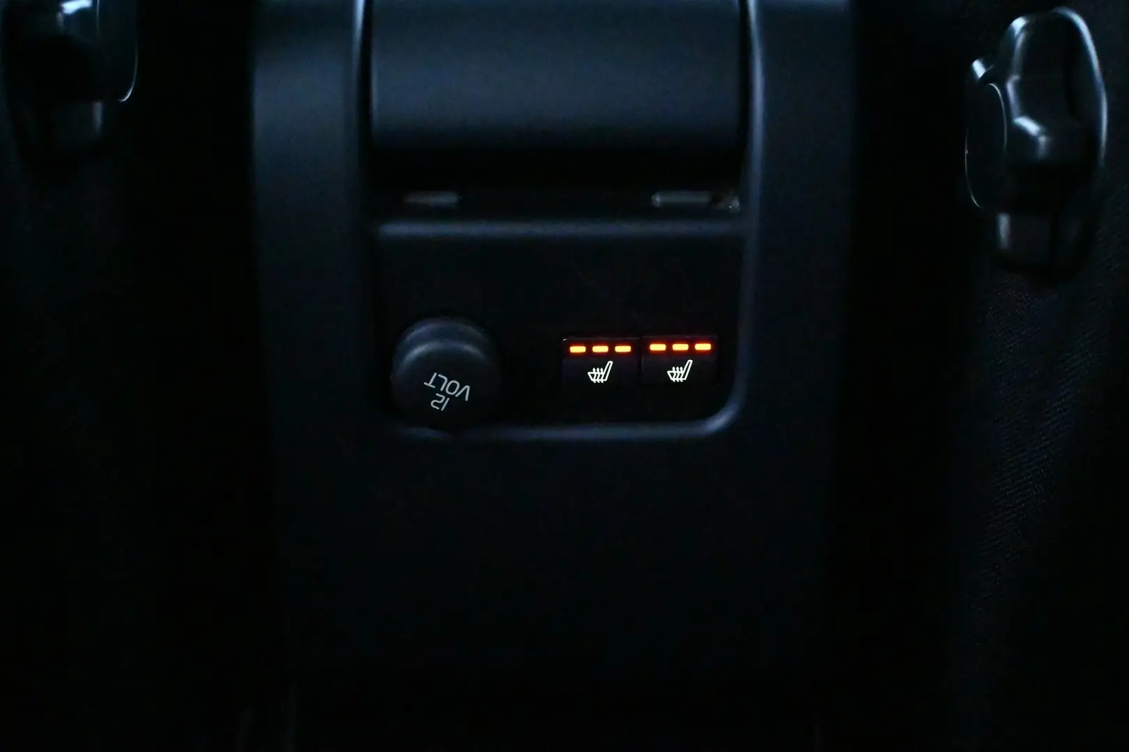 Car Image - 2GJVSQWdj8zyS17h87Y1gX