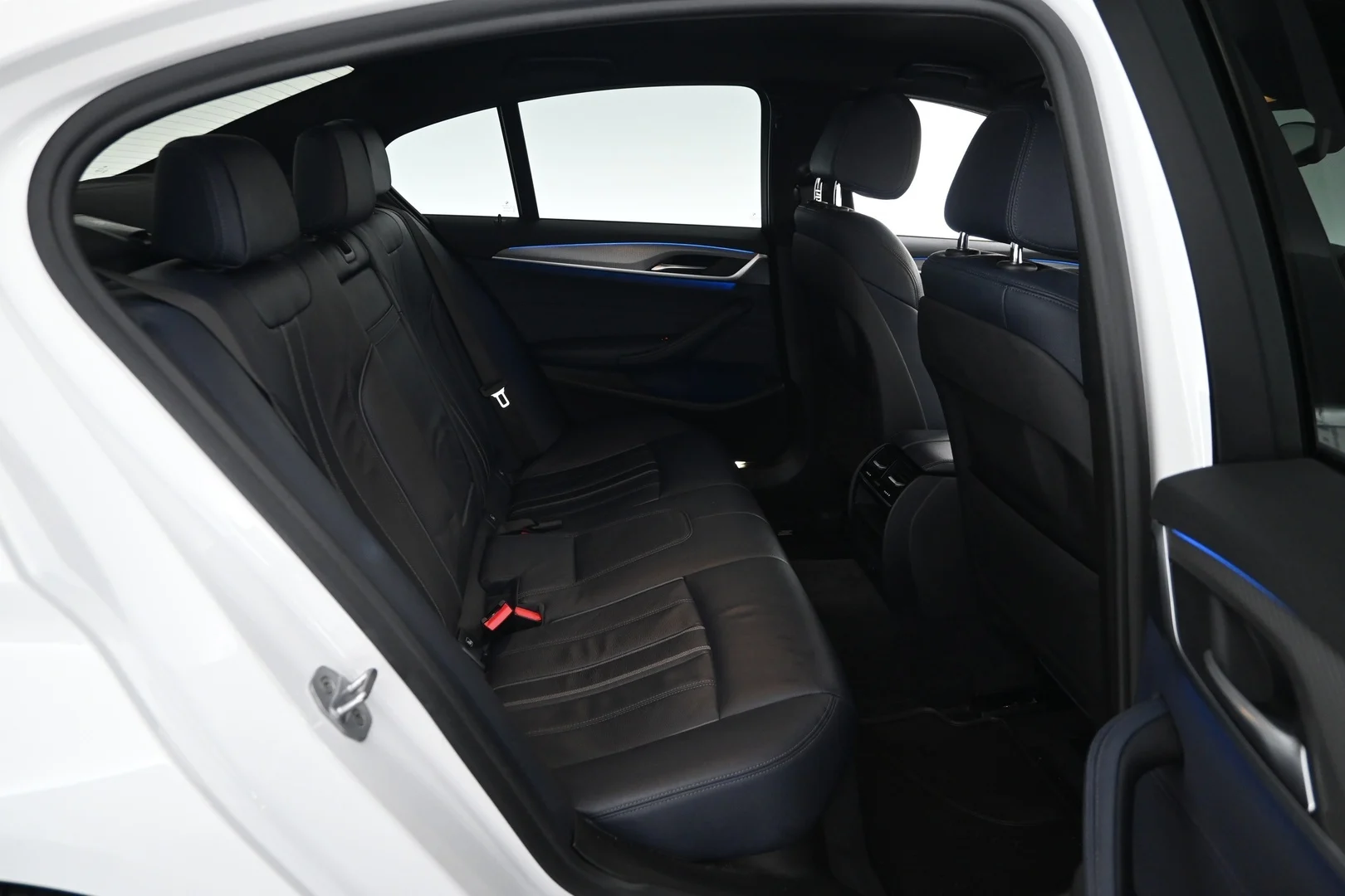 Car Image - NskCFLsoCQUahQMSPPx1s