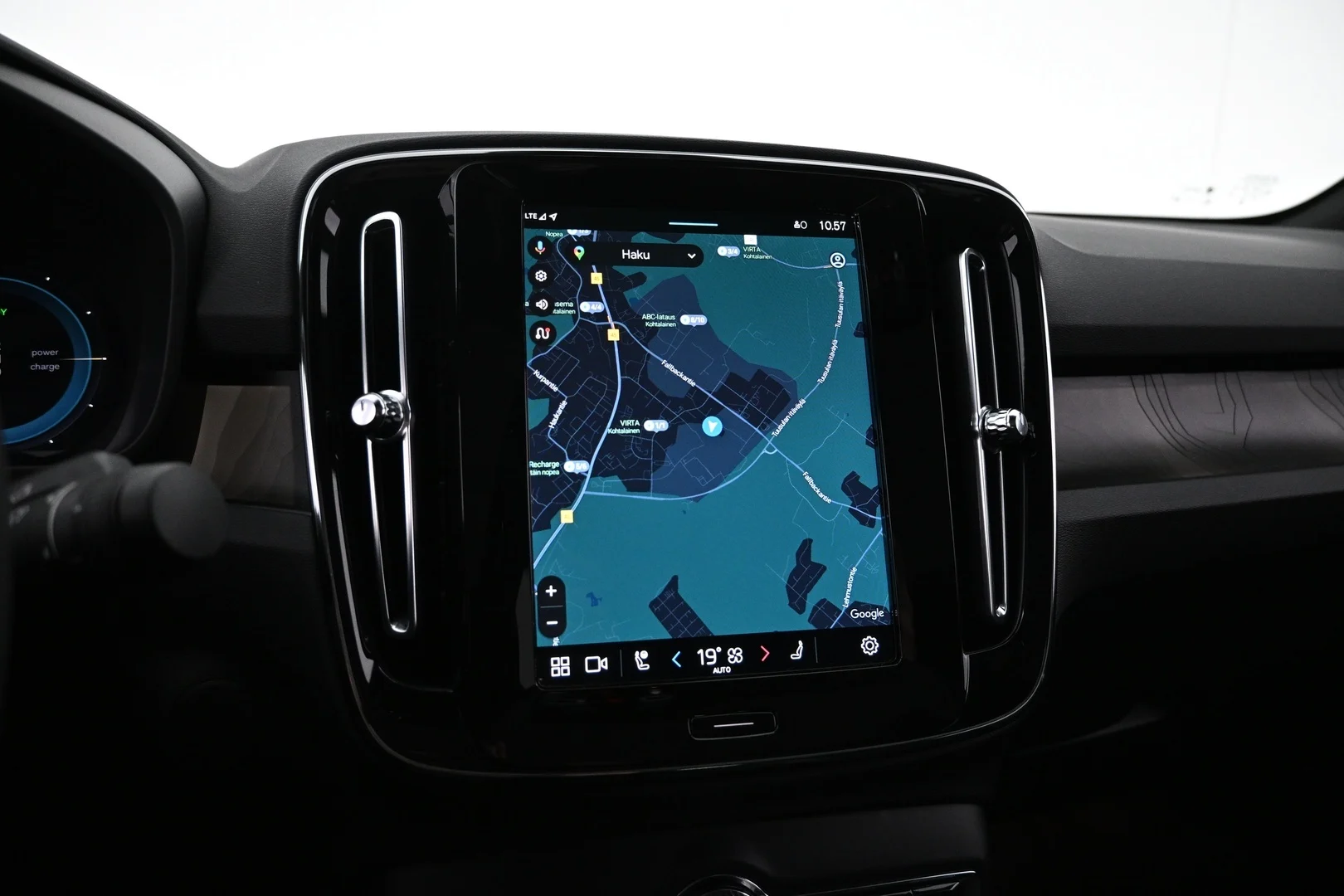 Car Image - 6UKbuzITK4E8LCB9dkqlAw
