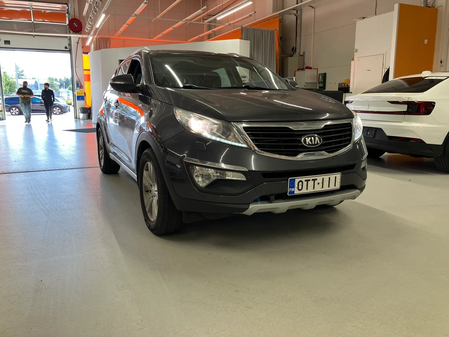 Car Image - 3BGrgTHva7W7Ofi3wbLZDO