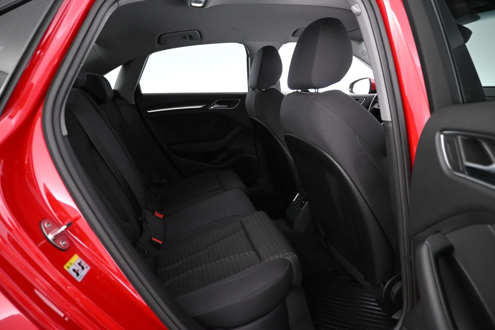 Car Image - 78SYhYMZEpzbM2hbWEO3Du