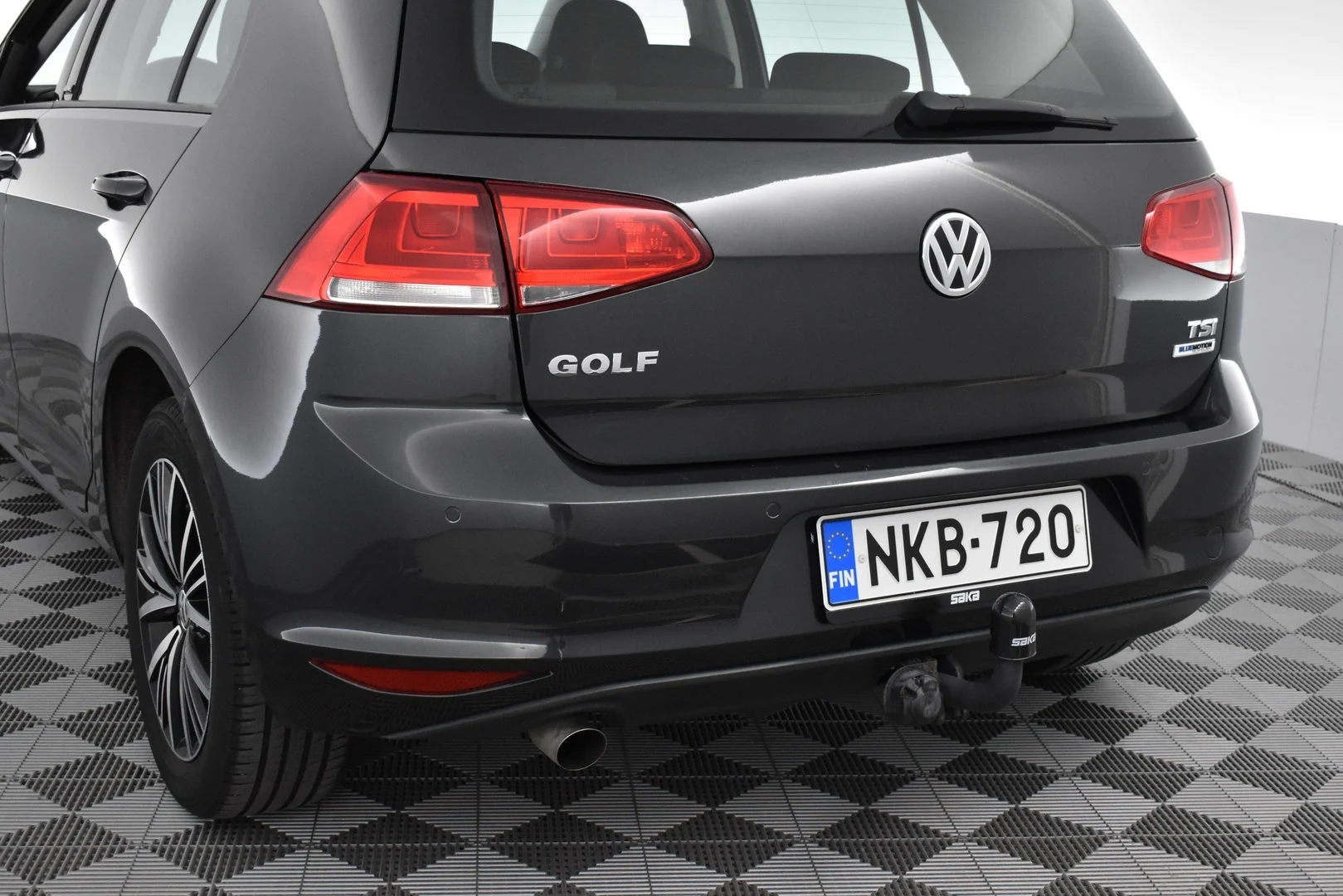 Car Image - 5ArElhHCPkGpwH7IYkqz7G