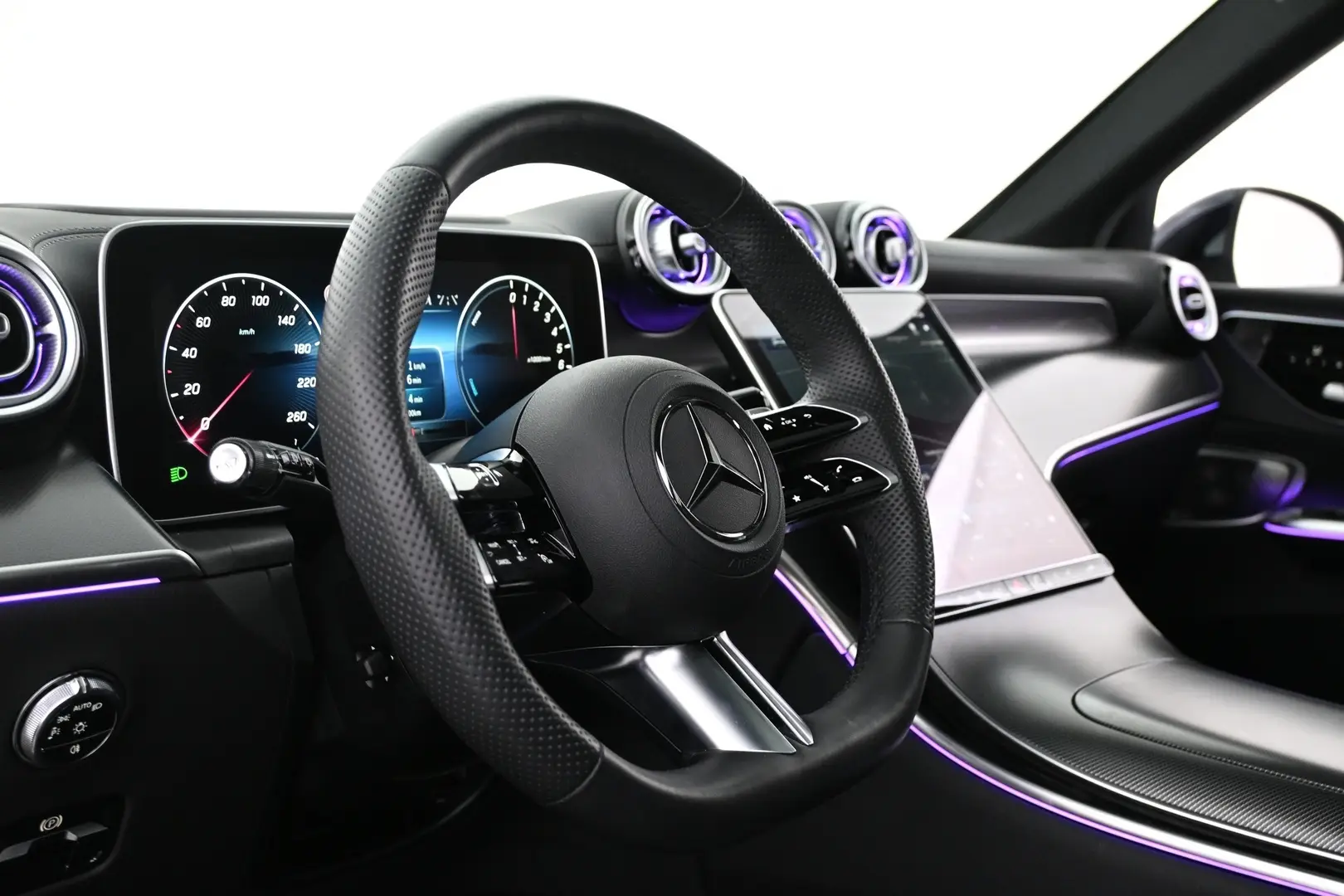 Car Image - 6u2q1bX0Dc1aU1df1JExBp