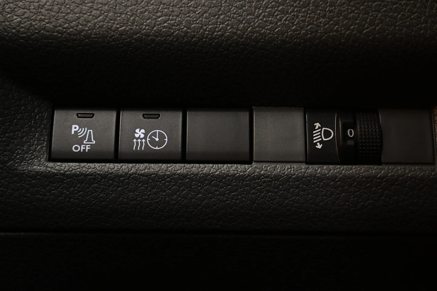 Car Image - 2oPVfkl1KgJVgvKasjnYLD