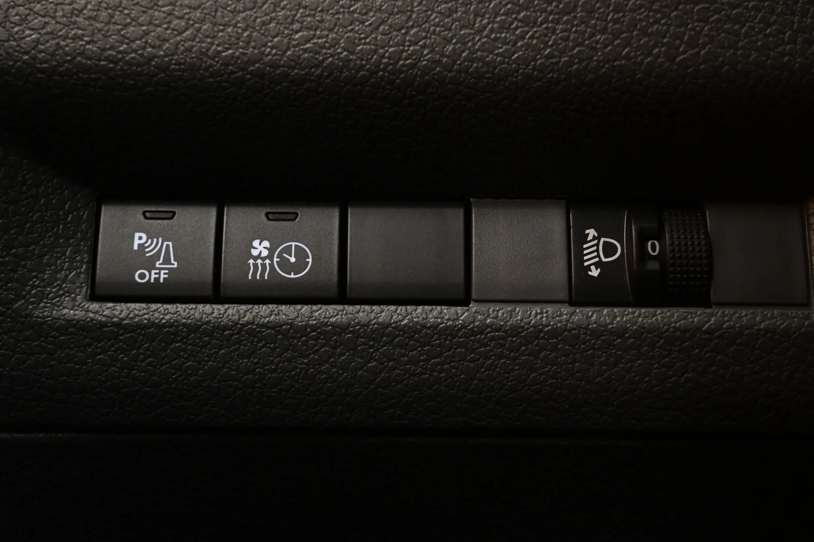 Car Image - 2oPVfkl1KgJVgvKasjnYLD