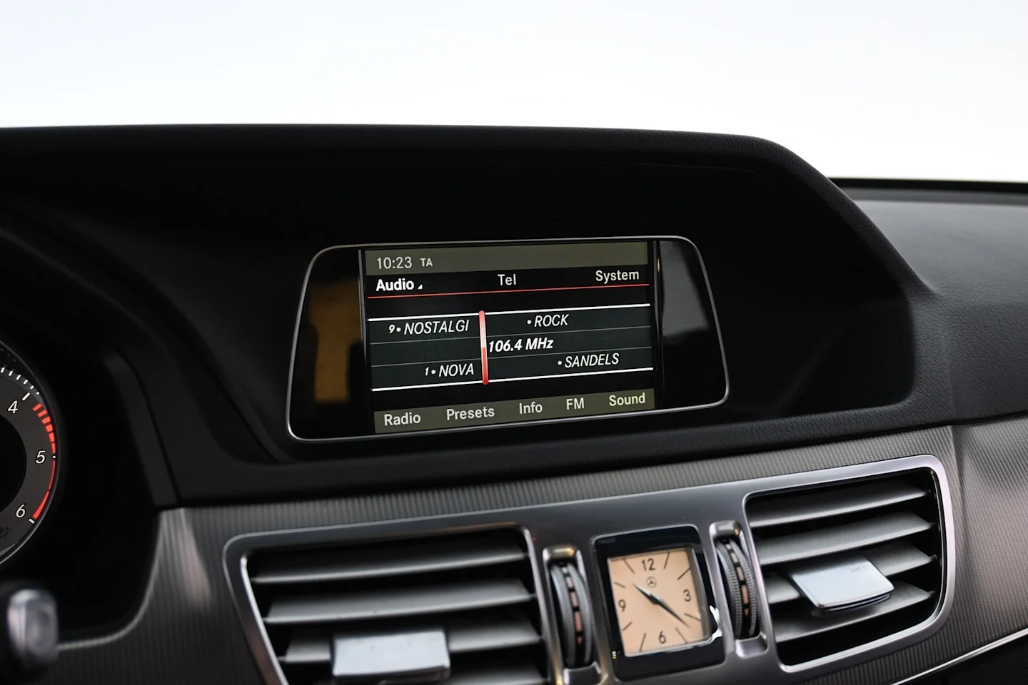Car Image - 7EVBmiAbRKmq3o8mhpK9hx