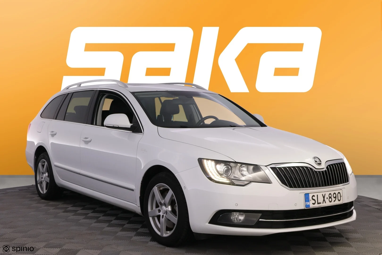 Car Image - MS4iWvbiEdivxwB4uEoip