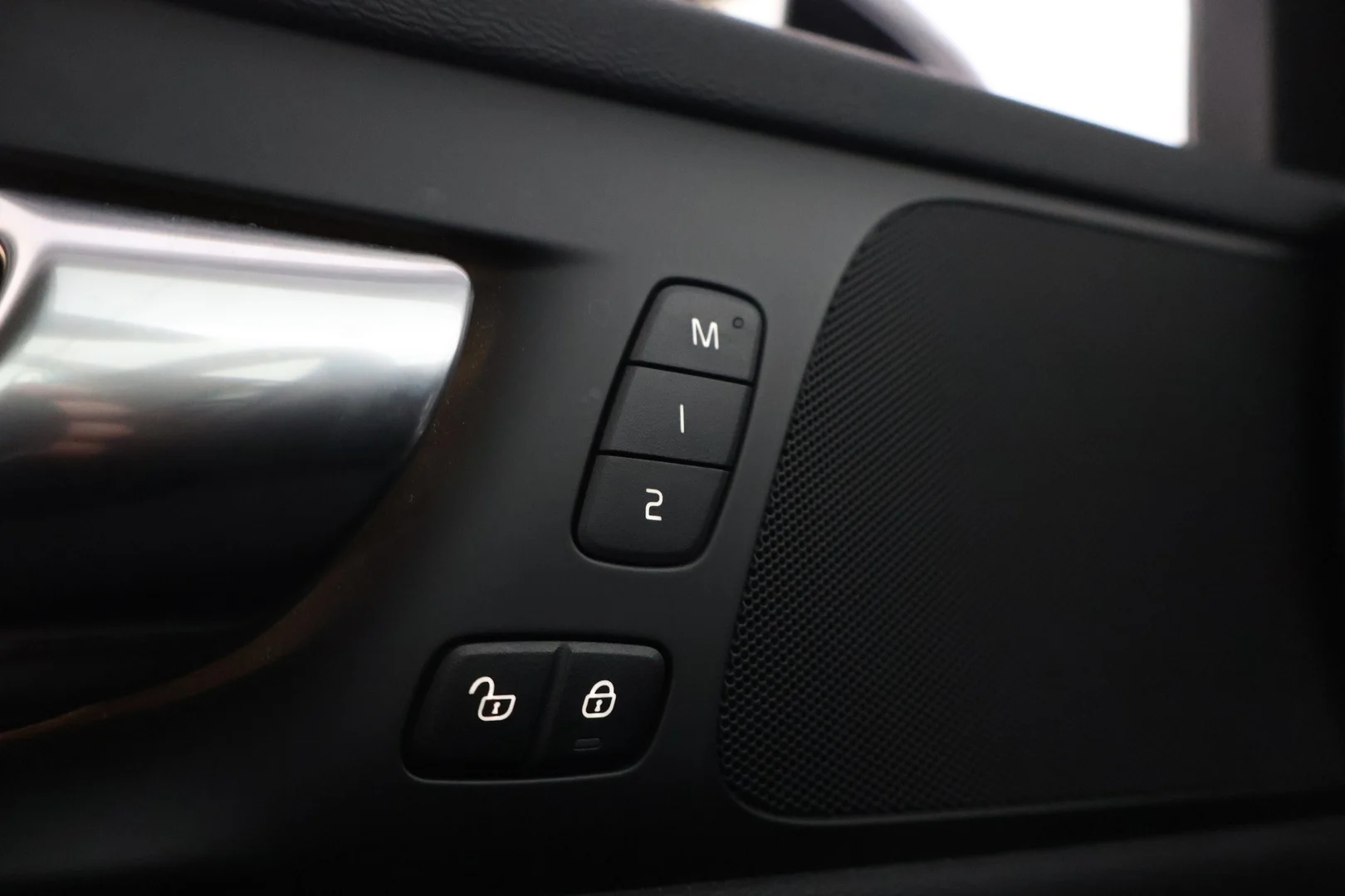 Car Image - 4FmQohBU7oJ3rTOBPMEHA7