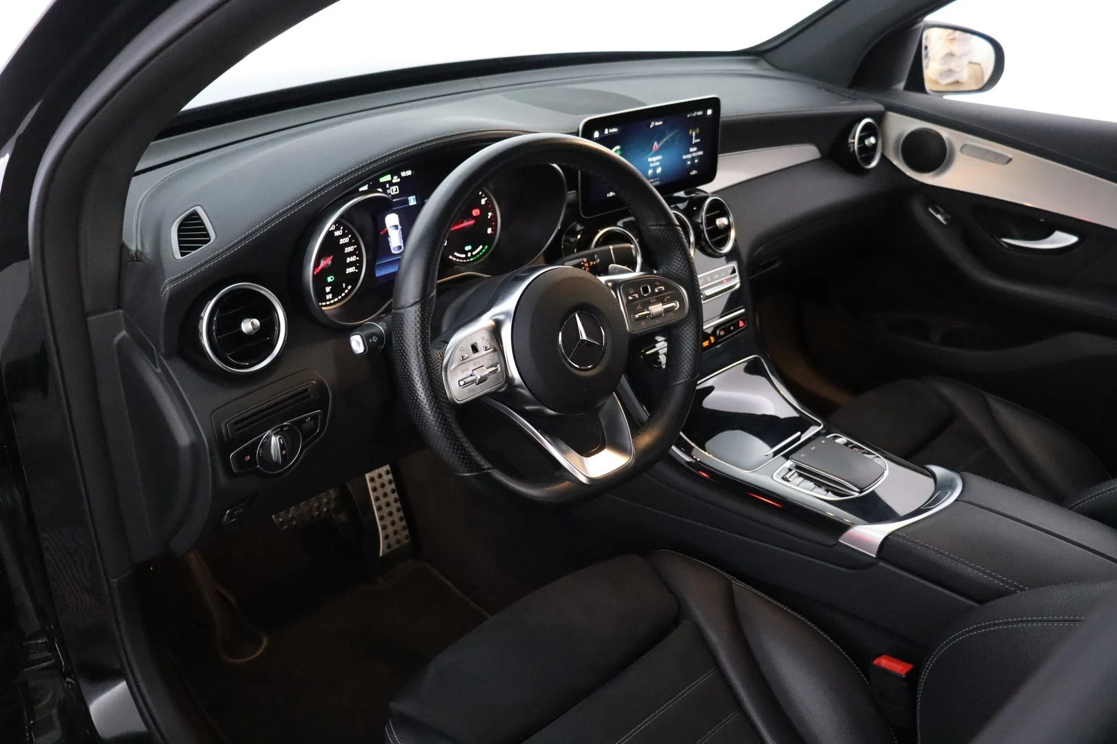 Car Image - 5w9LZoFWNB7K52XmV0aaDw