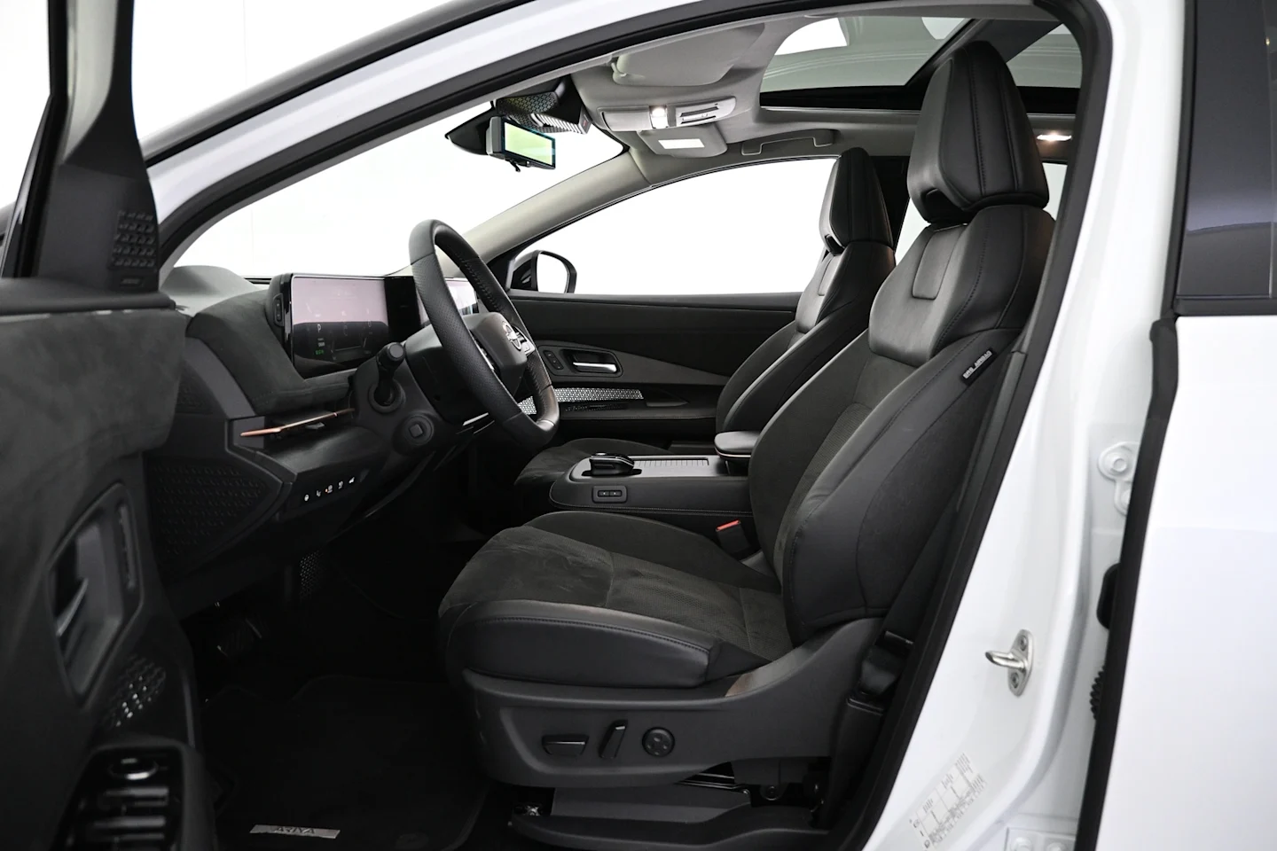 Car Image - 1ek0awJZHJg9NmLZJWddPU