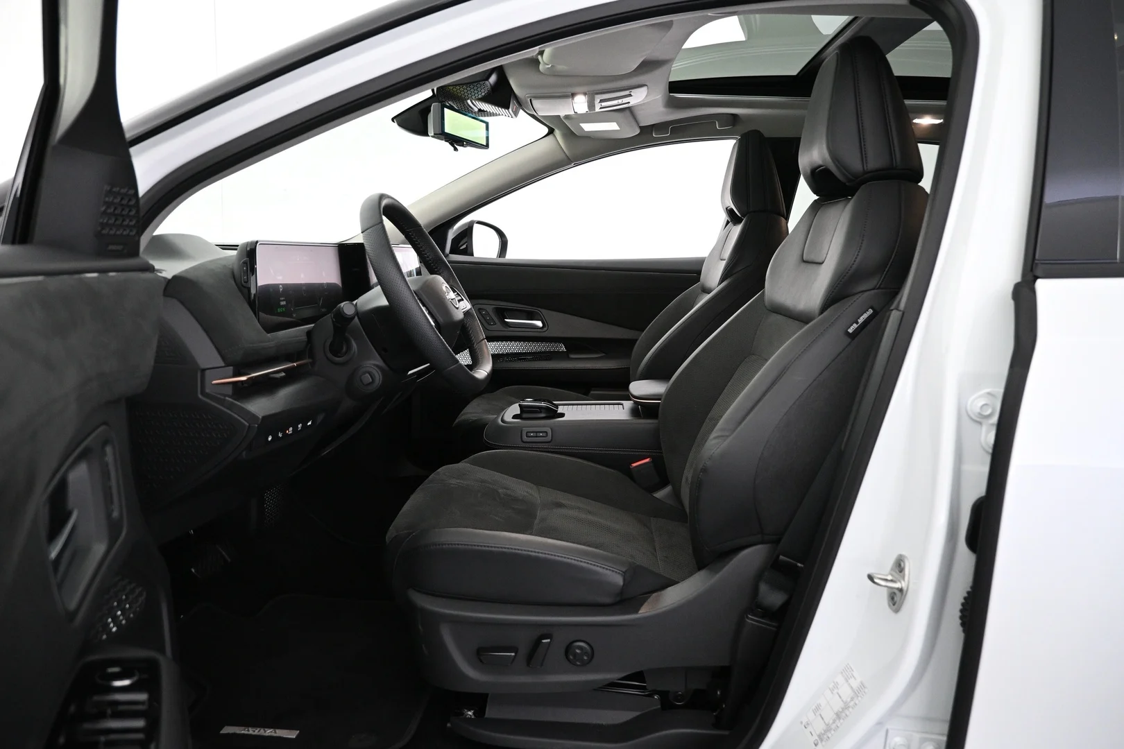 Car Image - 1ek0awJZHJg9NmLZJWddPU