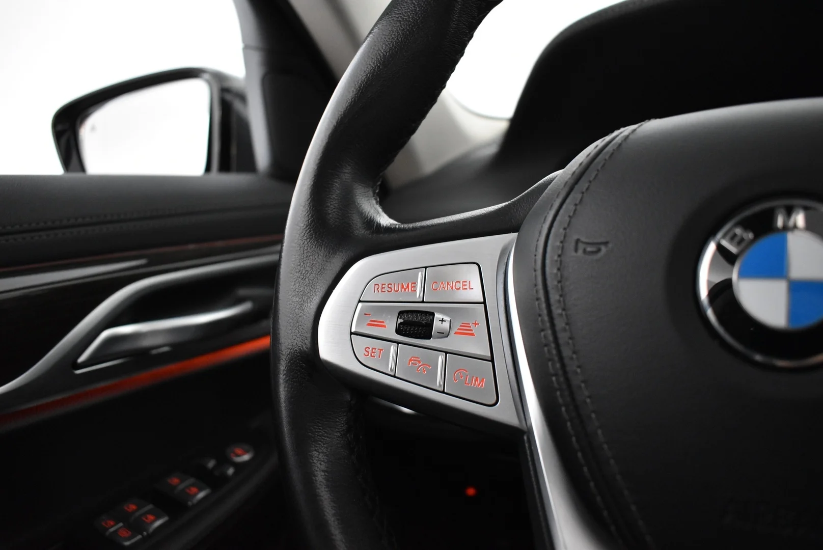 Car Image - 285O0COuXGPKRl0BpYxDOH